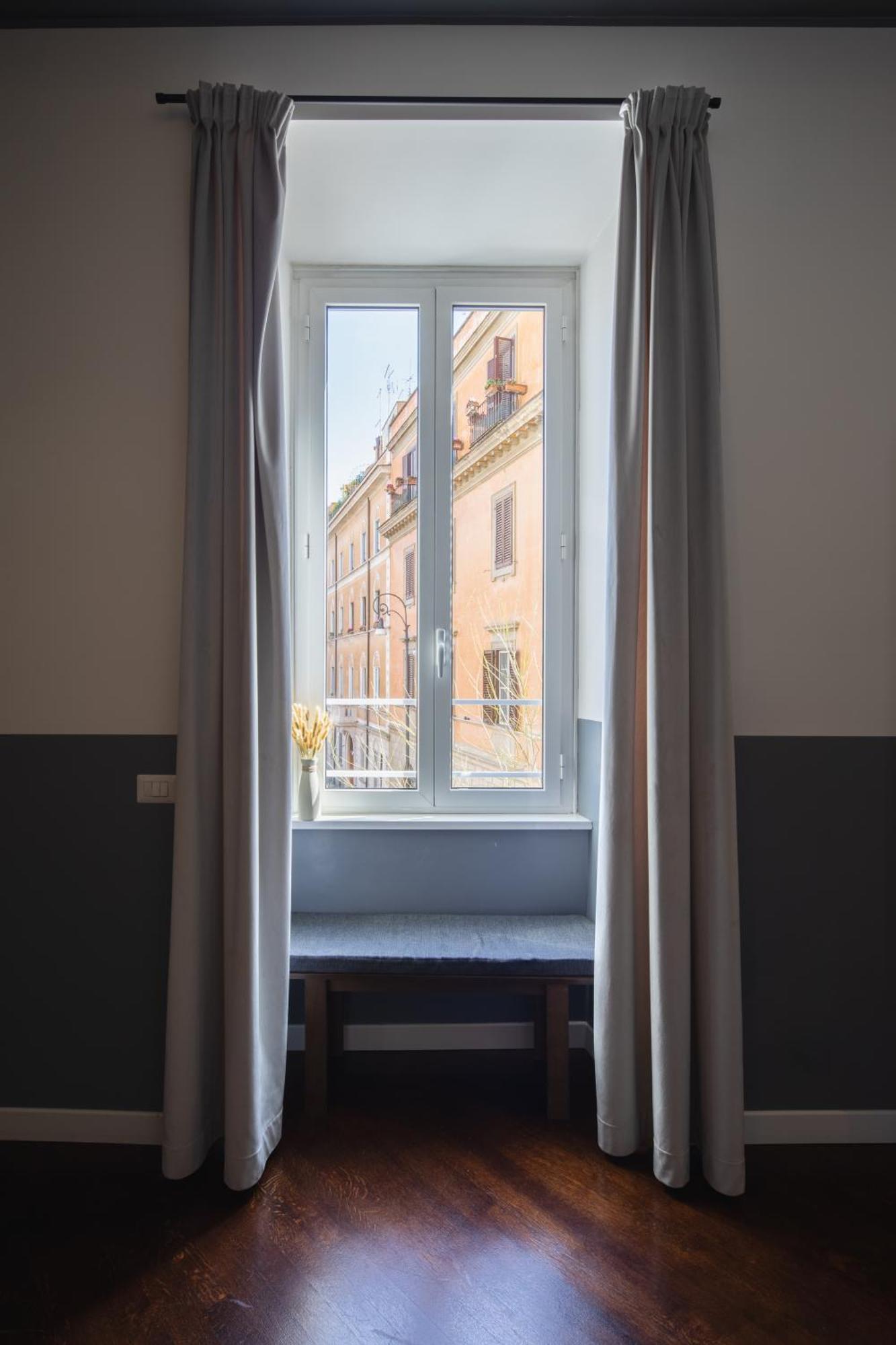 רומא Colosseo Flats And Penthouse מראה חיצוני תמונה