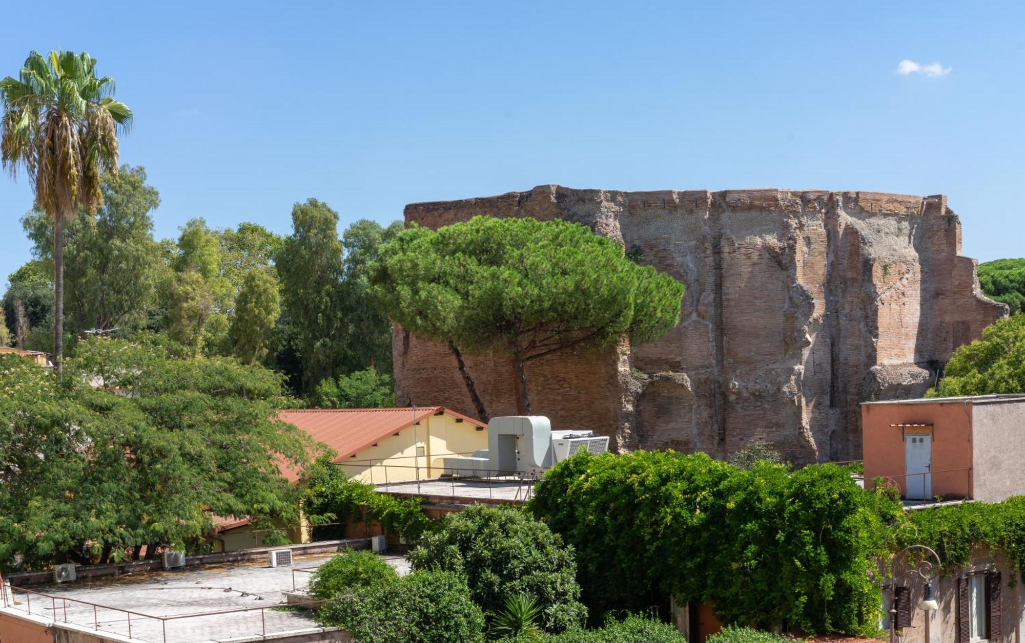 רומא Colosseo Flats And Penthouse מראה חיצוני תמונה
