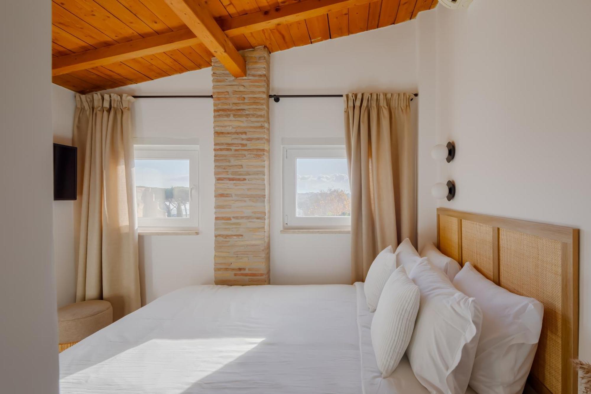 רומא Colosseo Flats And Penthouse מראה חיצוני תמונה