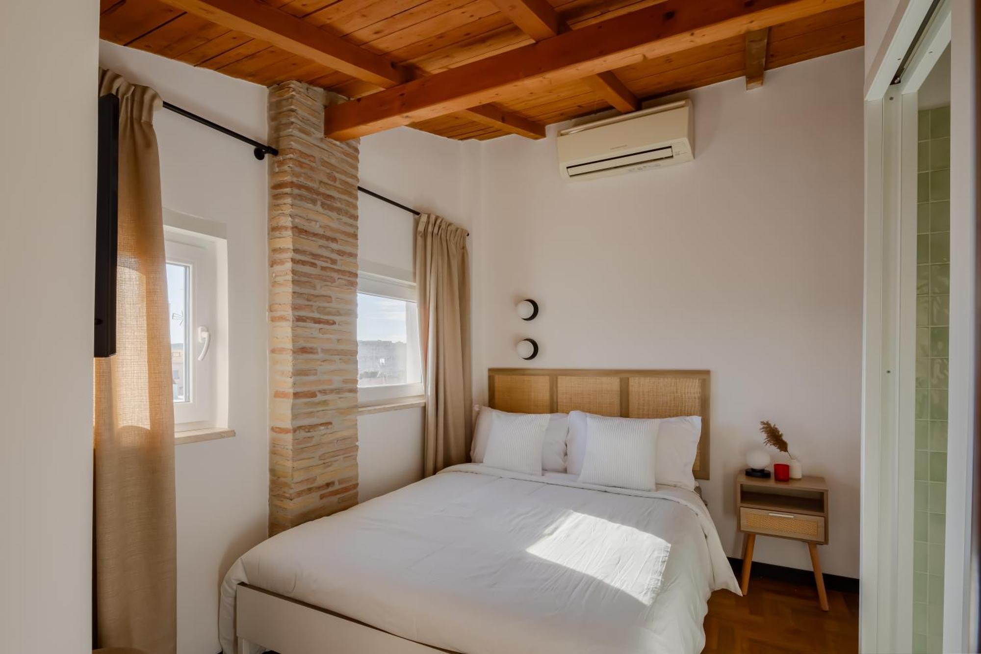 רומא Colosseo Flats And Penthouse מראה חיצוני תמונה